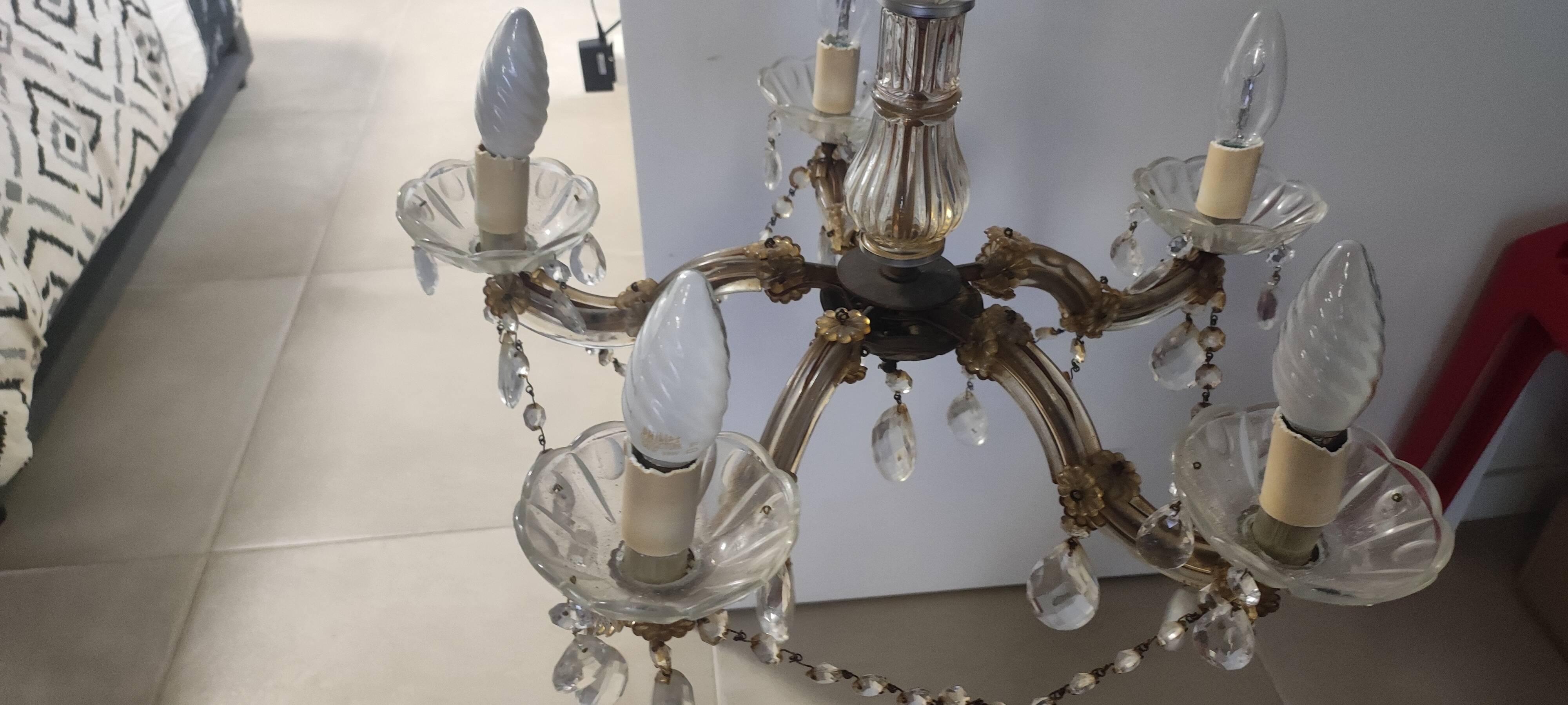 Brass chandelier with 5 branches and pendants