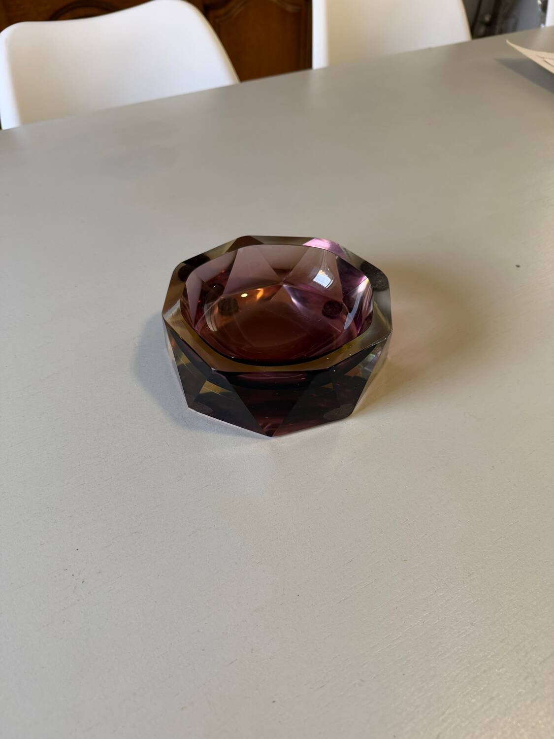 Ashtray / decorative bowl designed by Flavio Poli in Murano glass.
