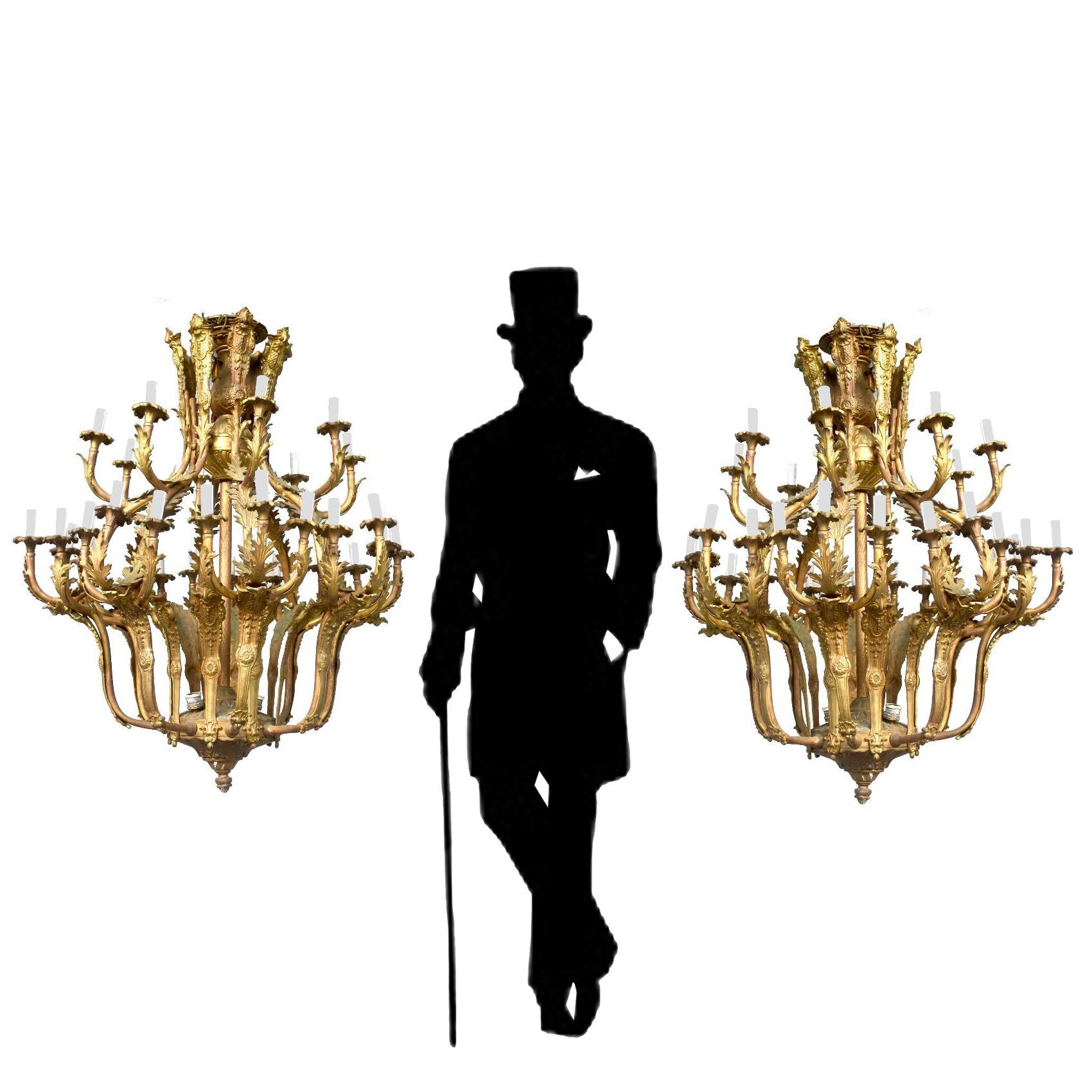 Pair of Louis XV style chandeliers golden bronze 36 lights