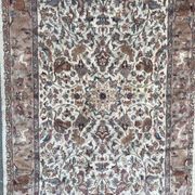 Pakistani carpet wool and silk handmade 190x295 cm