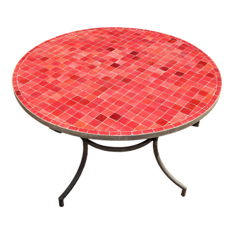 Burgundy zellige table 120 cm in diameter