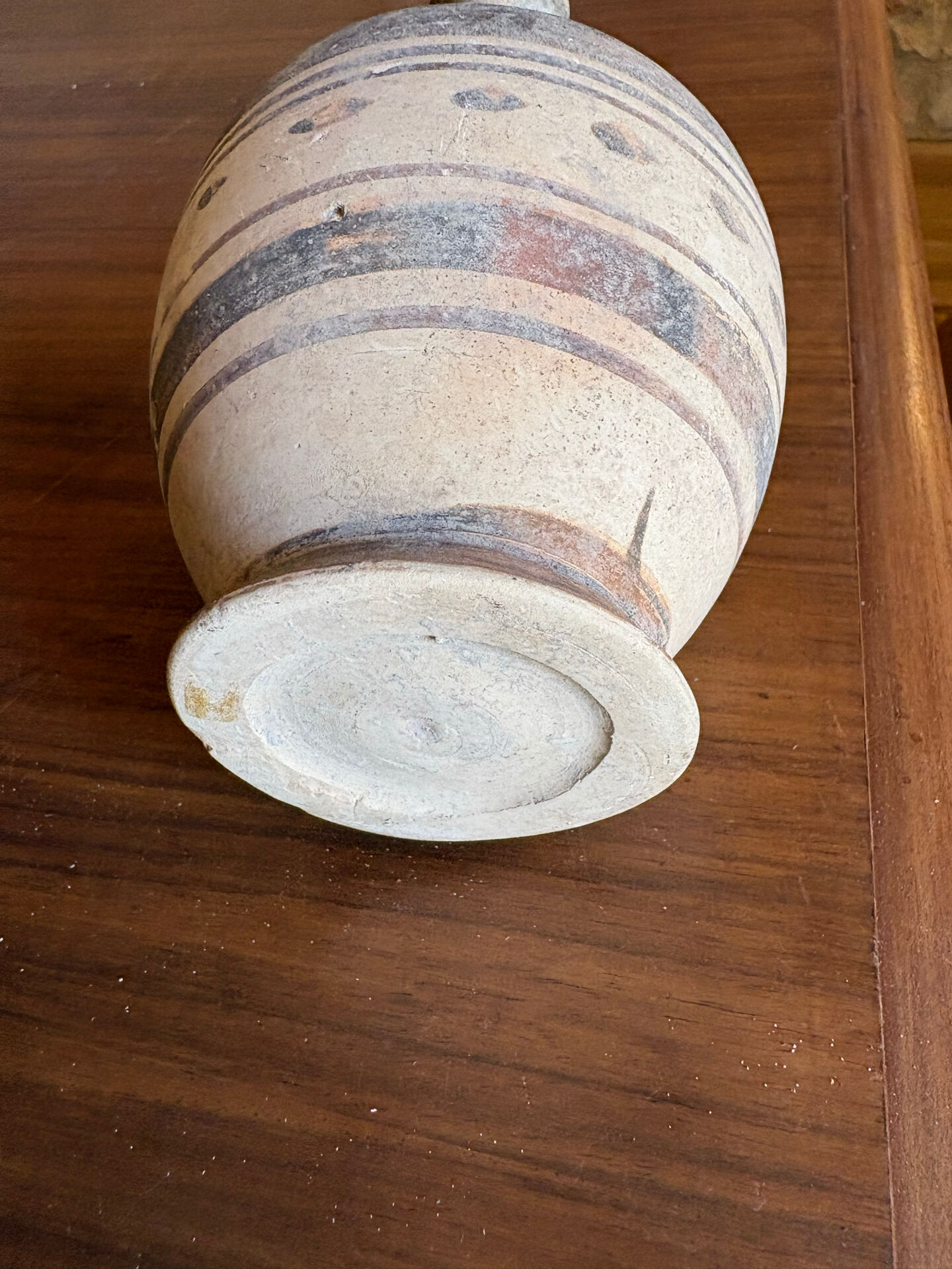 Cypriot pottery. Around 800 BC.