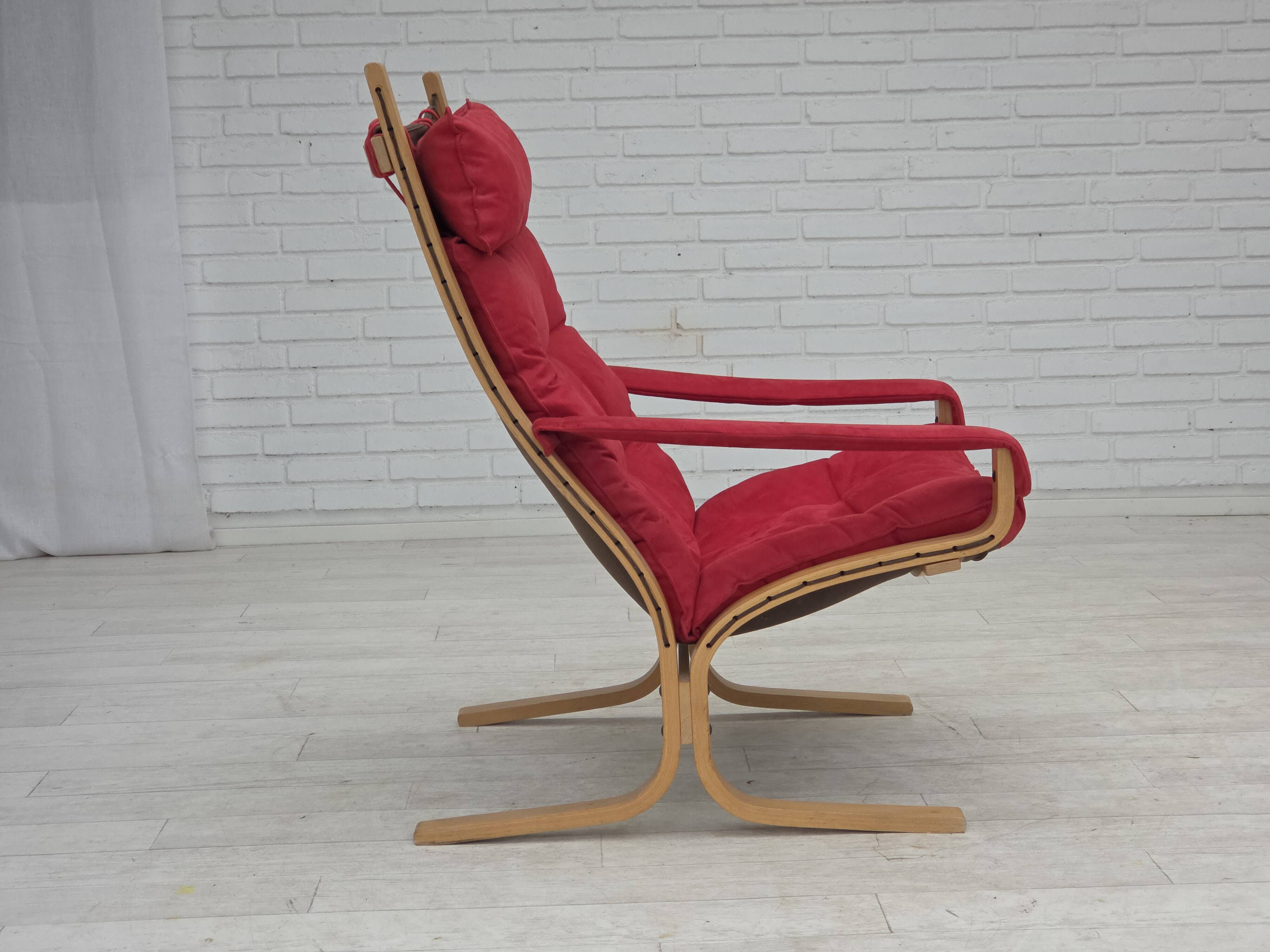 1970s, Norwegian design by Ingmar Relling, model "Siesta", set of 2 chairs.