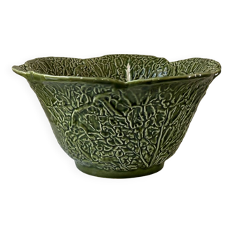 Cabbage salad bowl in slip