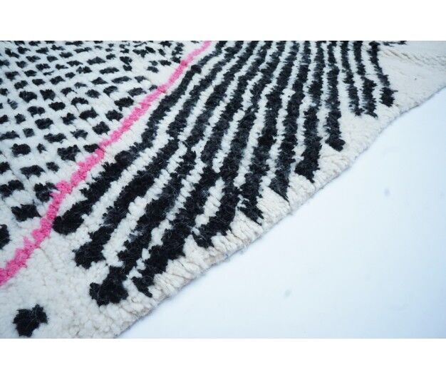 Colorful Berber carpet 307x203cm