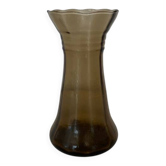 Vase en verre fumé