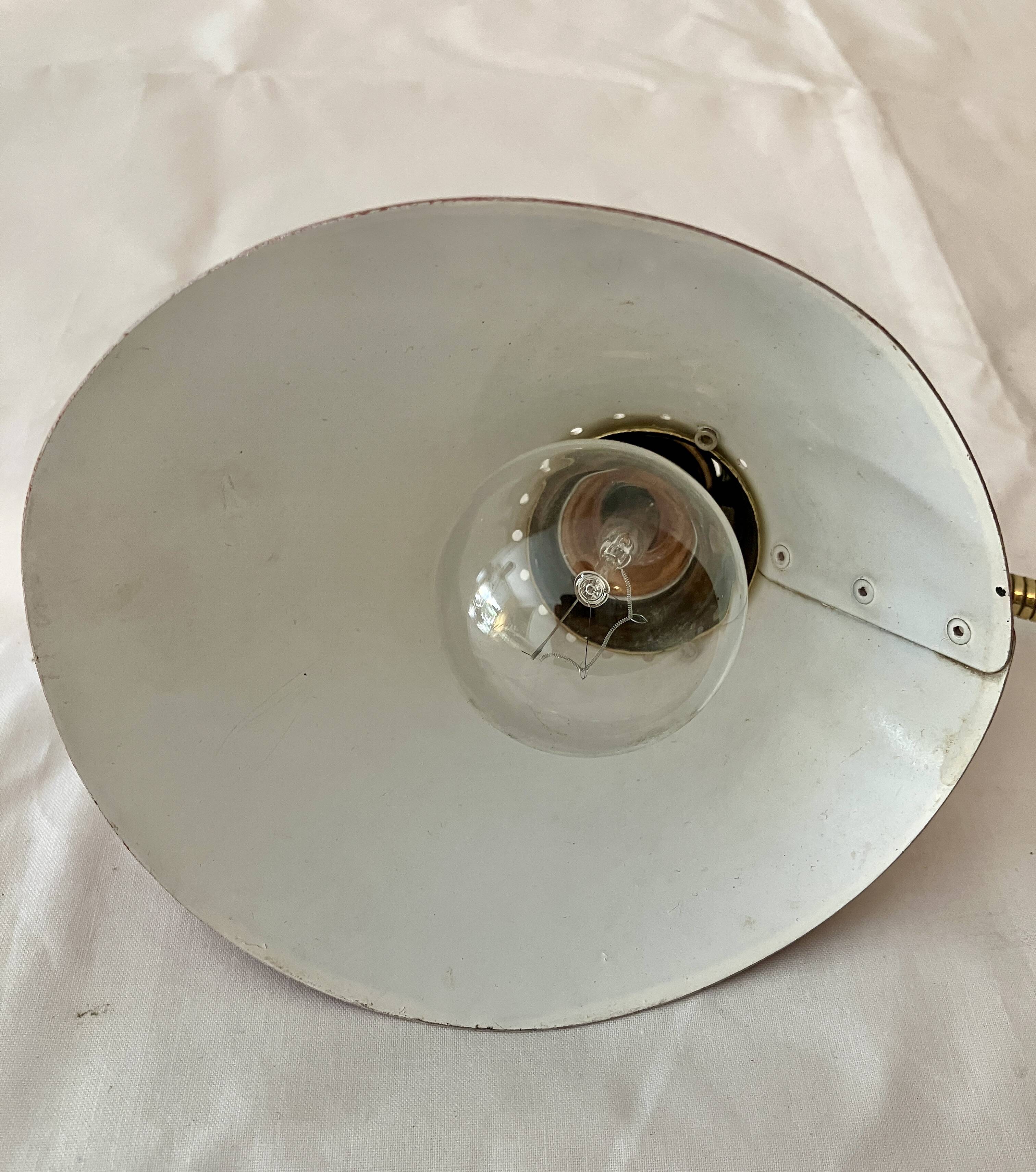 Cocotte lamp from the 1950s, painted metal and brass.