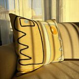 Decorative cushion