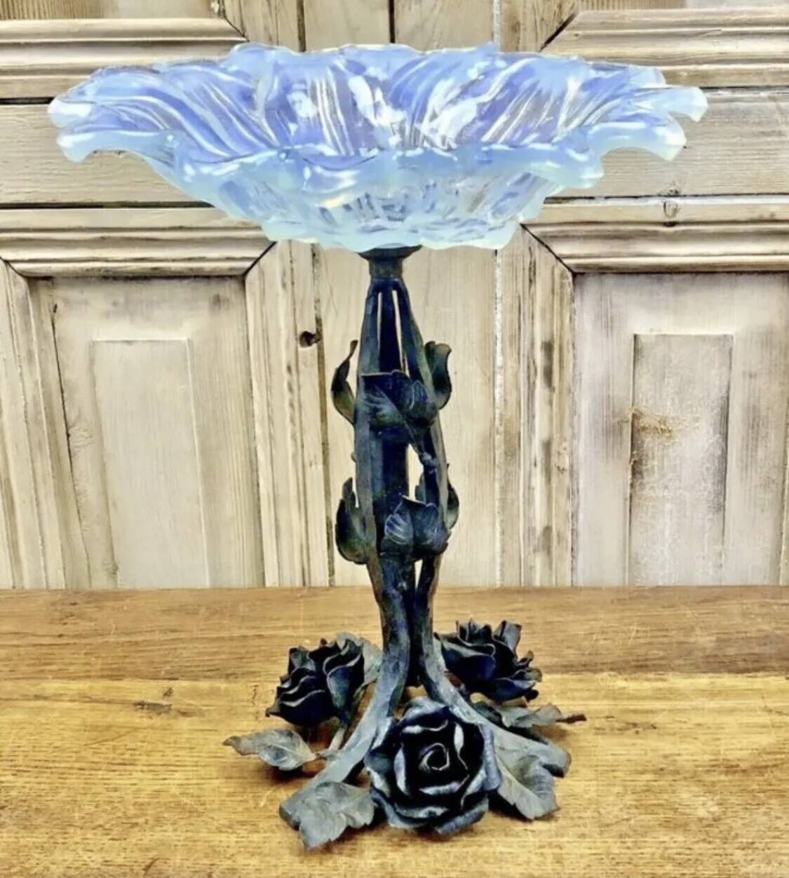 Art Deco Opalescent glass lamp R Frontisi Ezan 1930