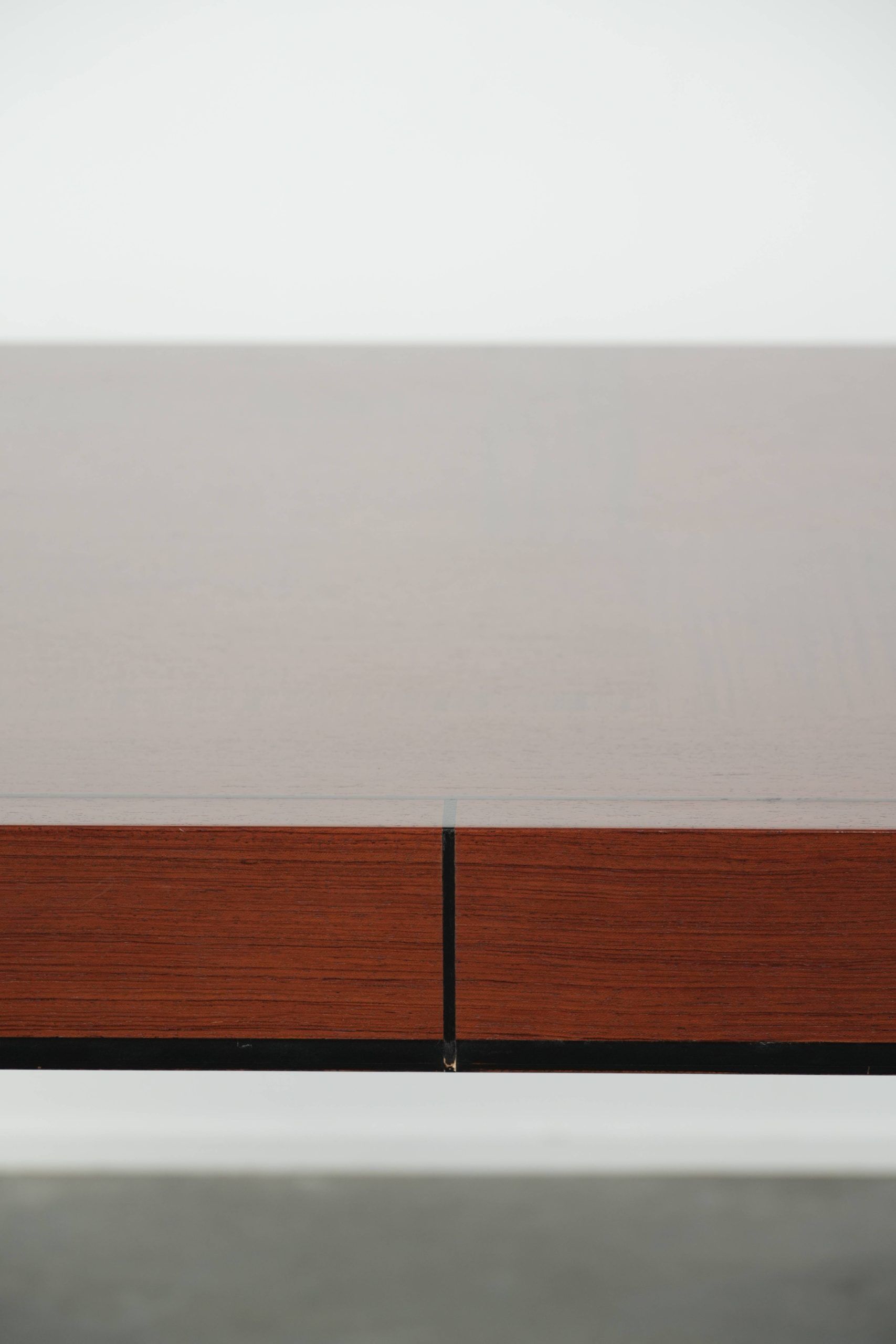Spacious 6-person Art Deco design dining table with unique details