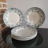 7 assiettes plates modèle Jane à décor floral vert foncé Saint-Amand