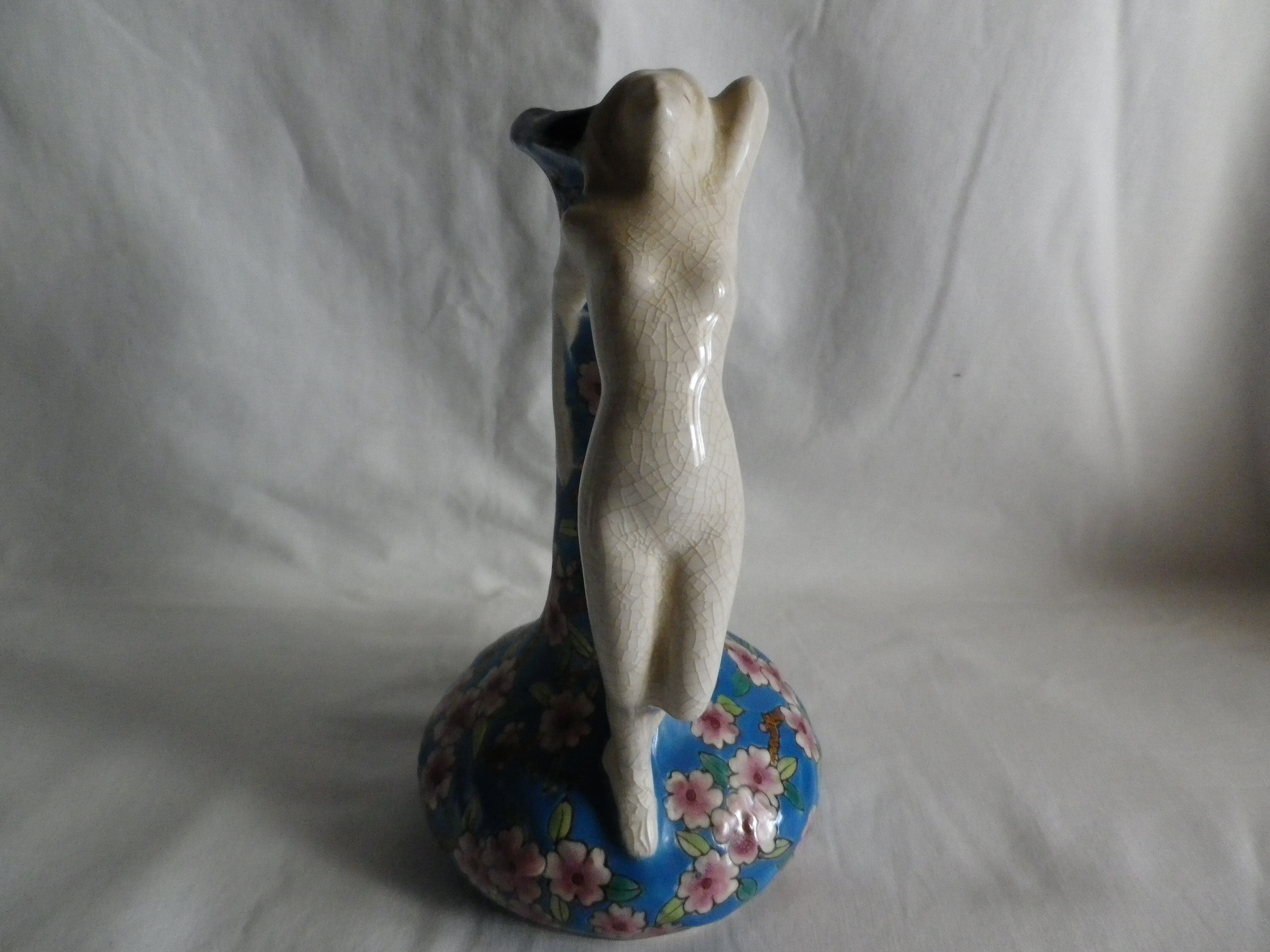 Enamel vase of la louvière