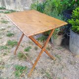 Foldable wooden table