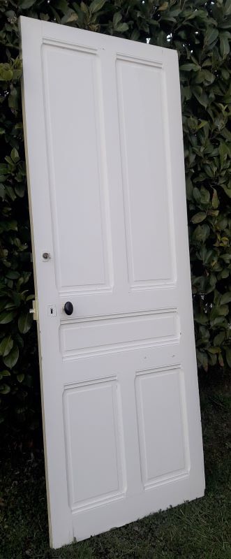 Communication door 82,5x216,8cm old molded