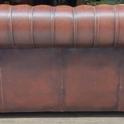 Vintage Chesterfield 2-Seater Sofa in Burgundy Leather with Button Tufting