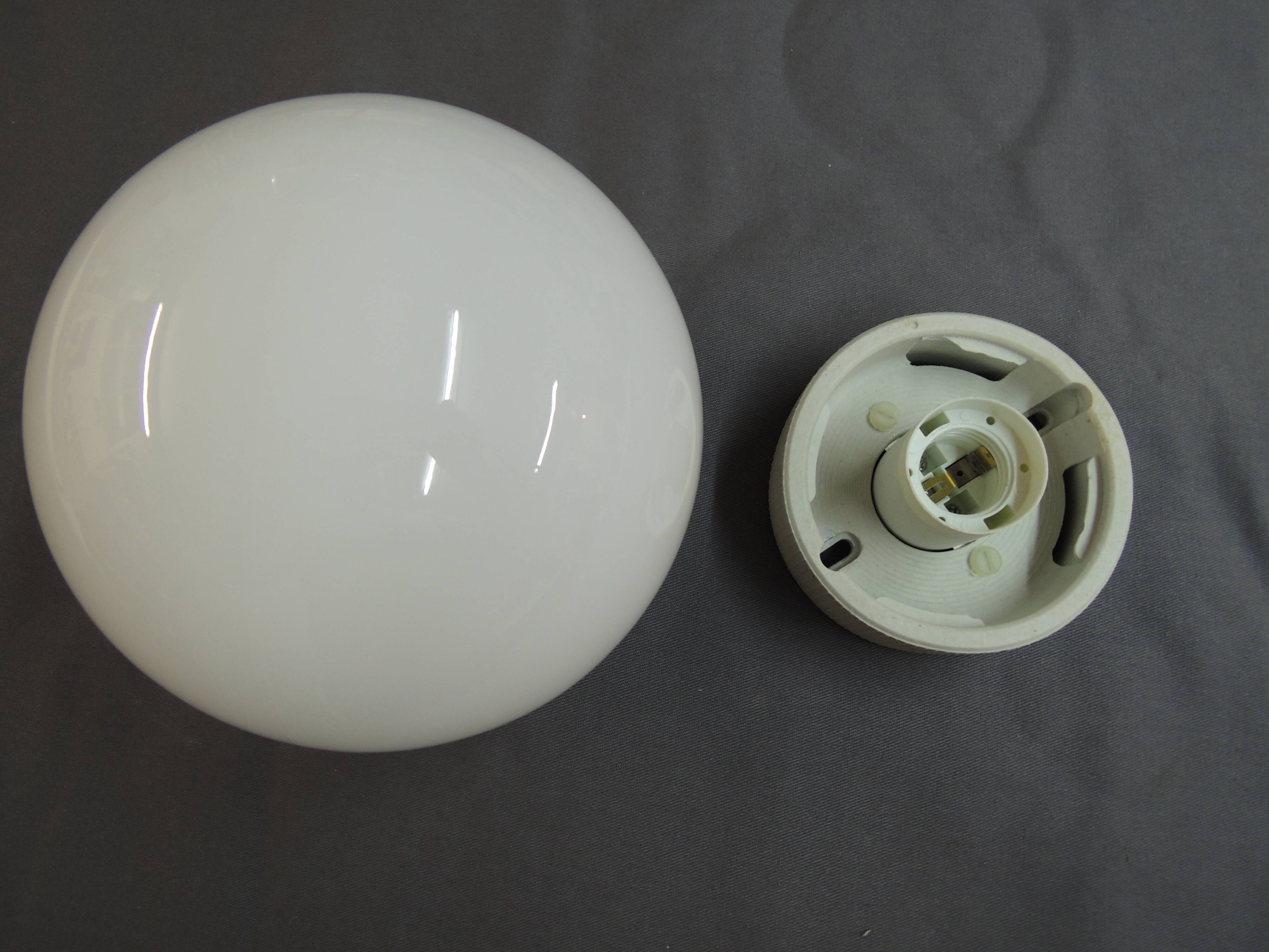 Small ball ceiling light