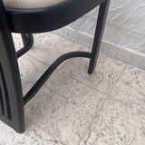 Chaise design en bois noir
