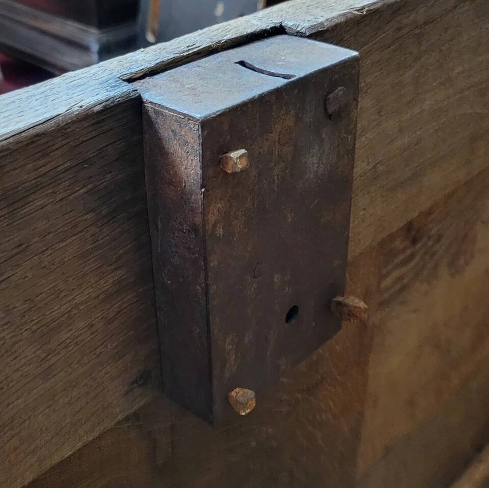Large Louis XIV period chest in solid oak circa 1720