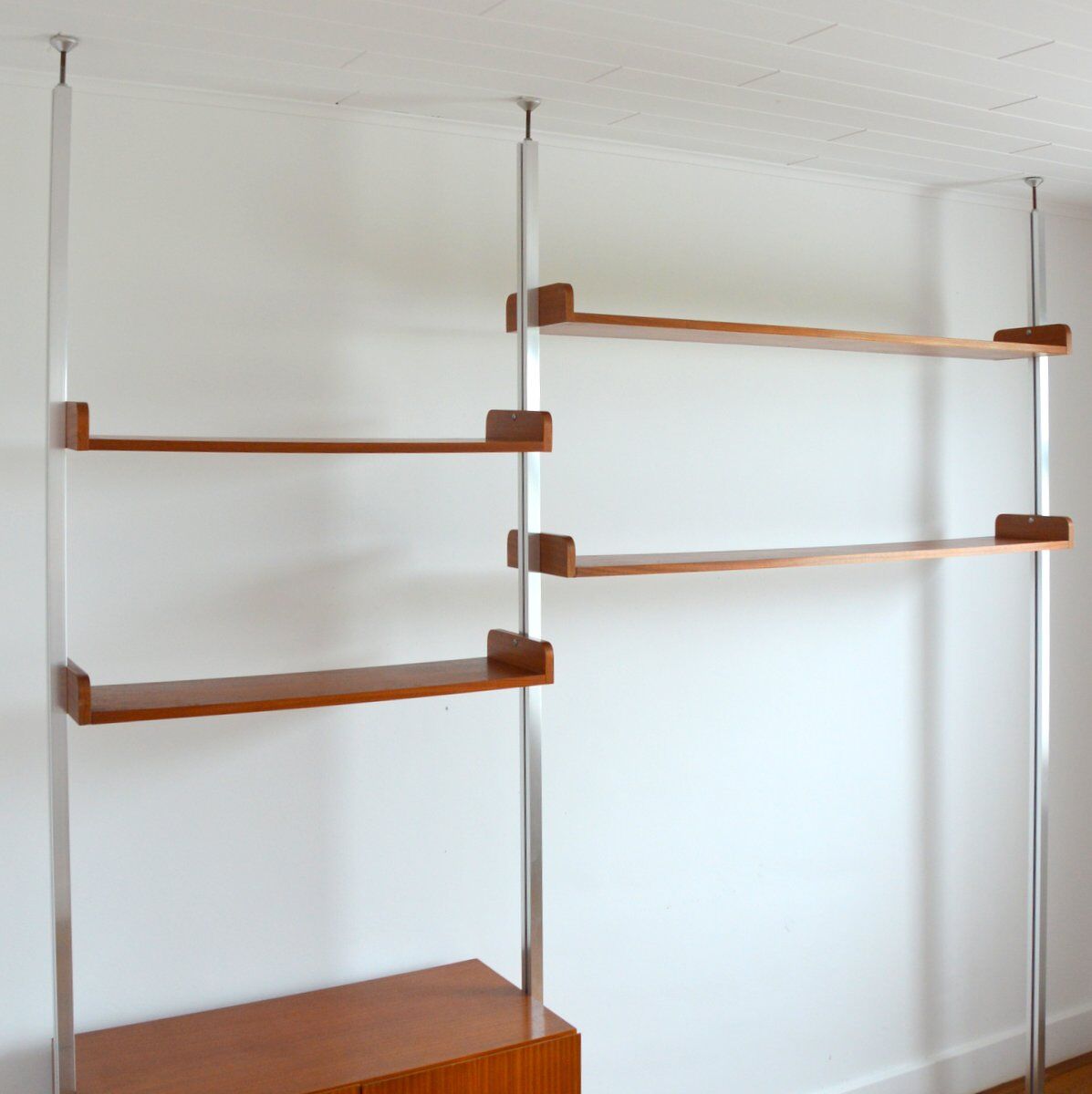 Bookcase / modular storage cabinet