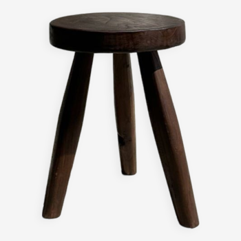 Tripod stool in upcycled teak with flat top - Small tripod stool in solid brown wood with circu seat