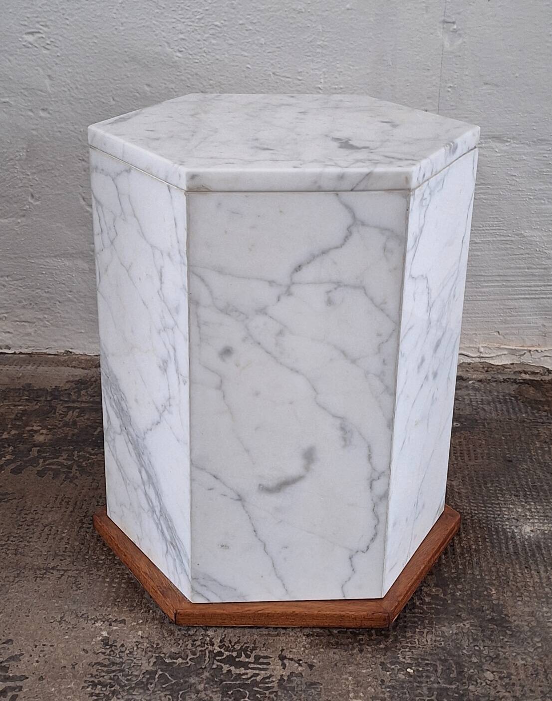Italian hexagonal Carrara marble monolith side table / pedestal