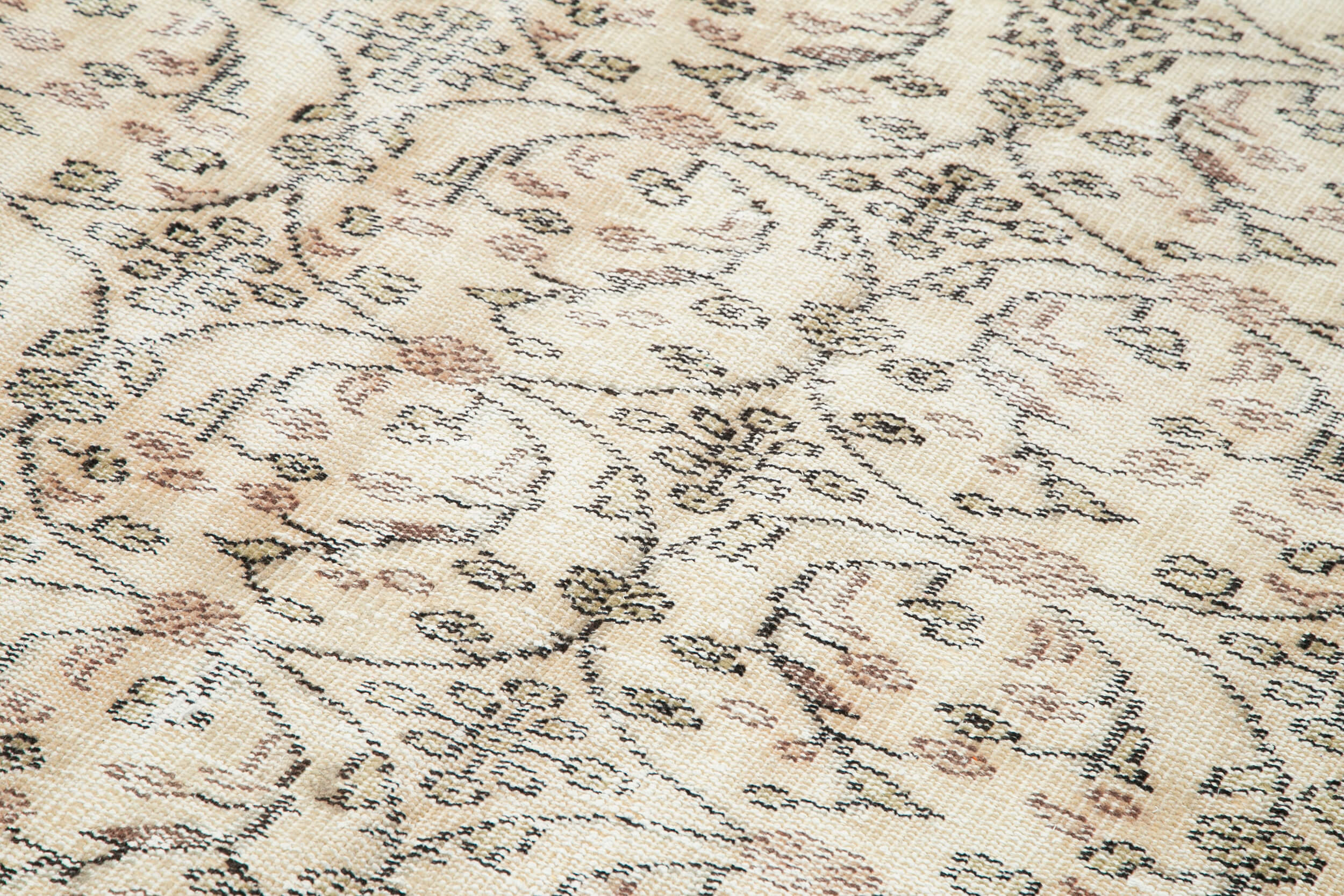 Oriental handmade wool 1970s beige carpet 137 cm x 240 cm