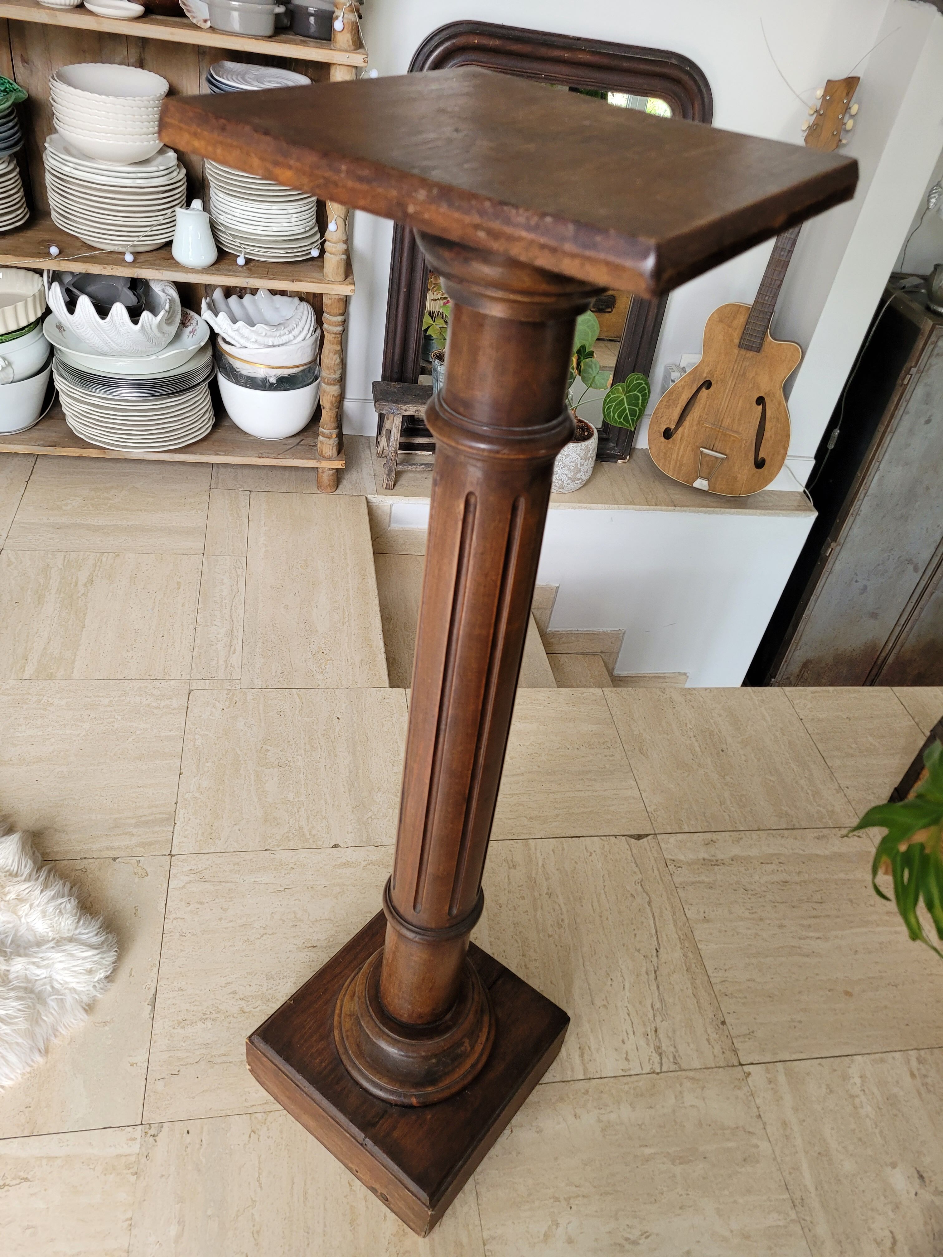 Wooden column