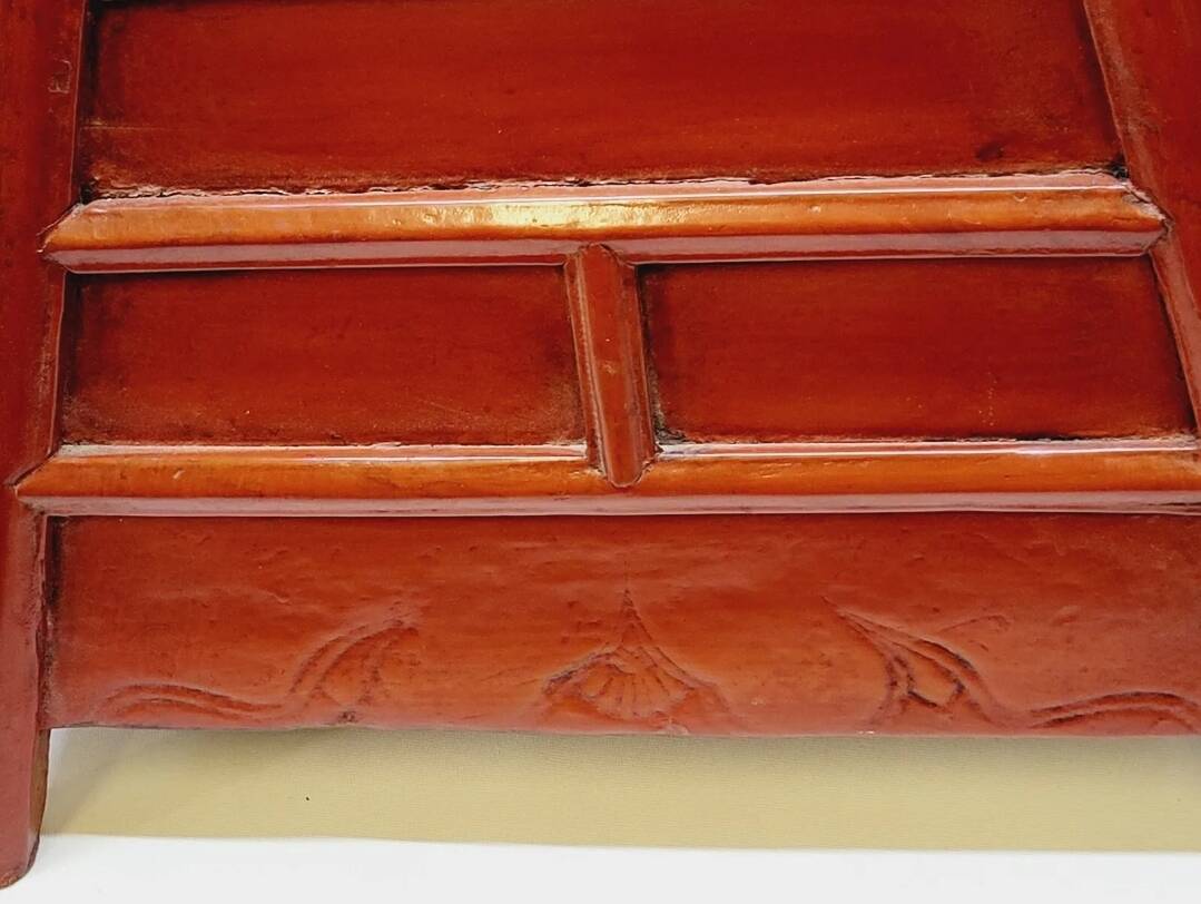 Old chinese barber hairdresser stool 19th xixth century in lacquered wood