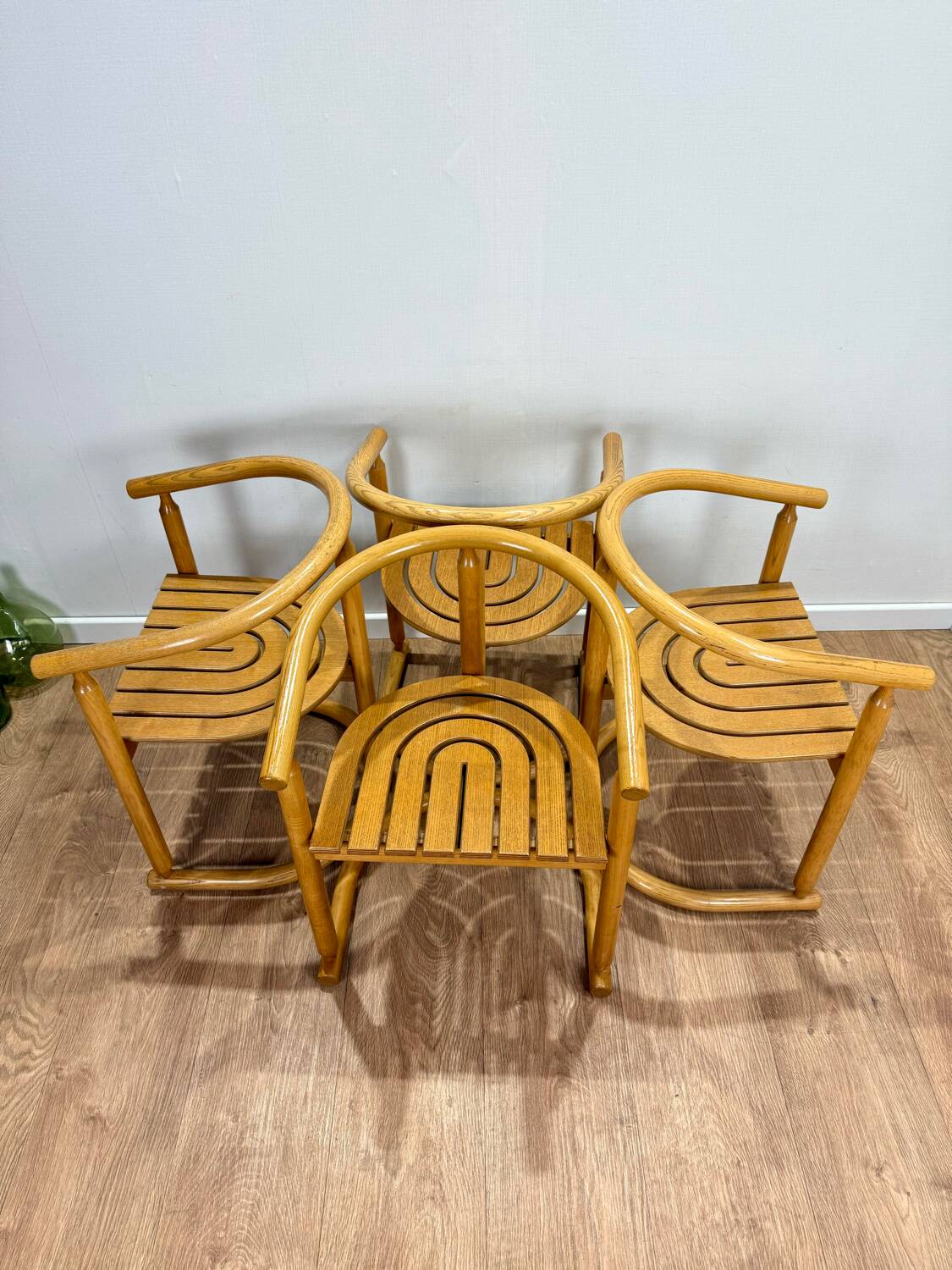 Allmilmö armchairs