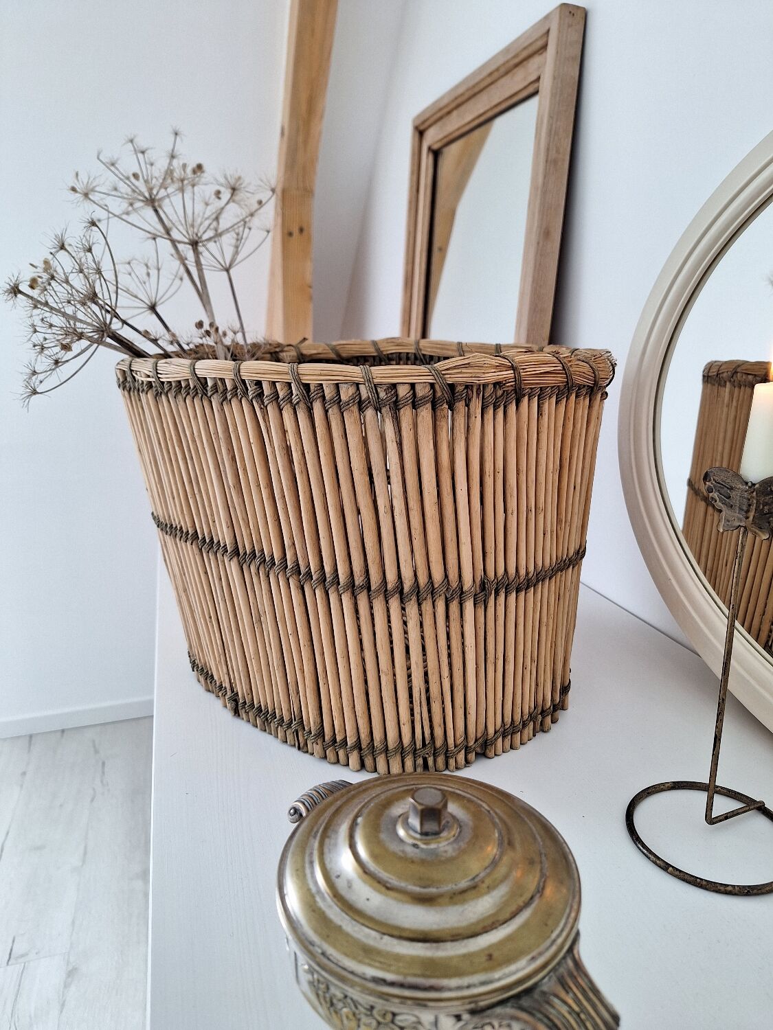 Rattan basket / basket