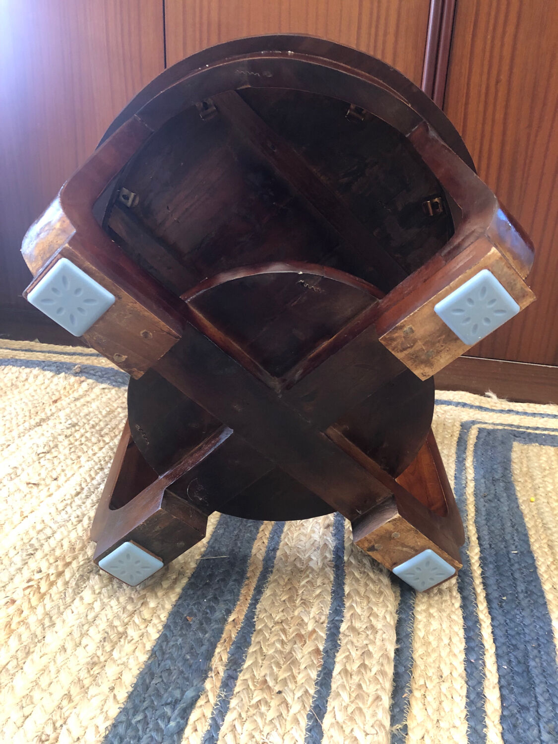 Art deco pedestal table