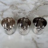 Set of 3 small silver 970 sterling cups with enamelled flags from the 20th century.