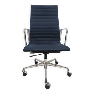 Vintage aluminum office chair EA 119 Charles and Ray Eames Vitra
