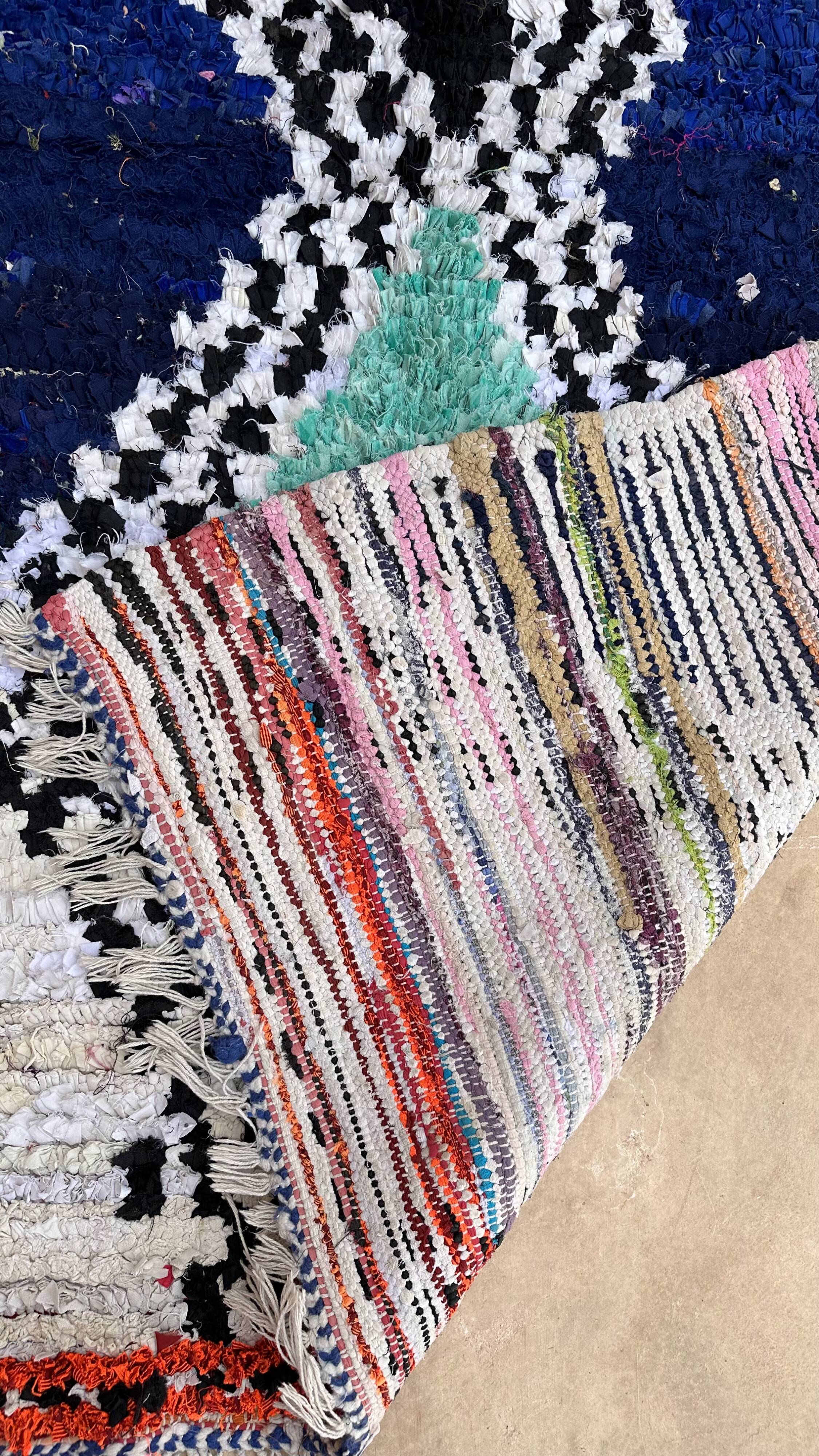 Colorful Boucherouite Berber rug - 133 x 188 cm