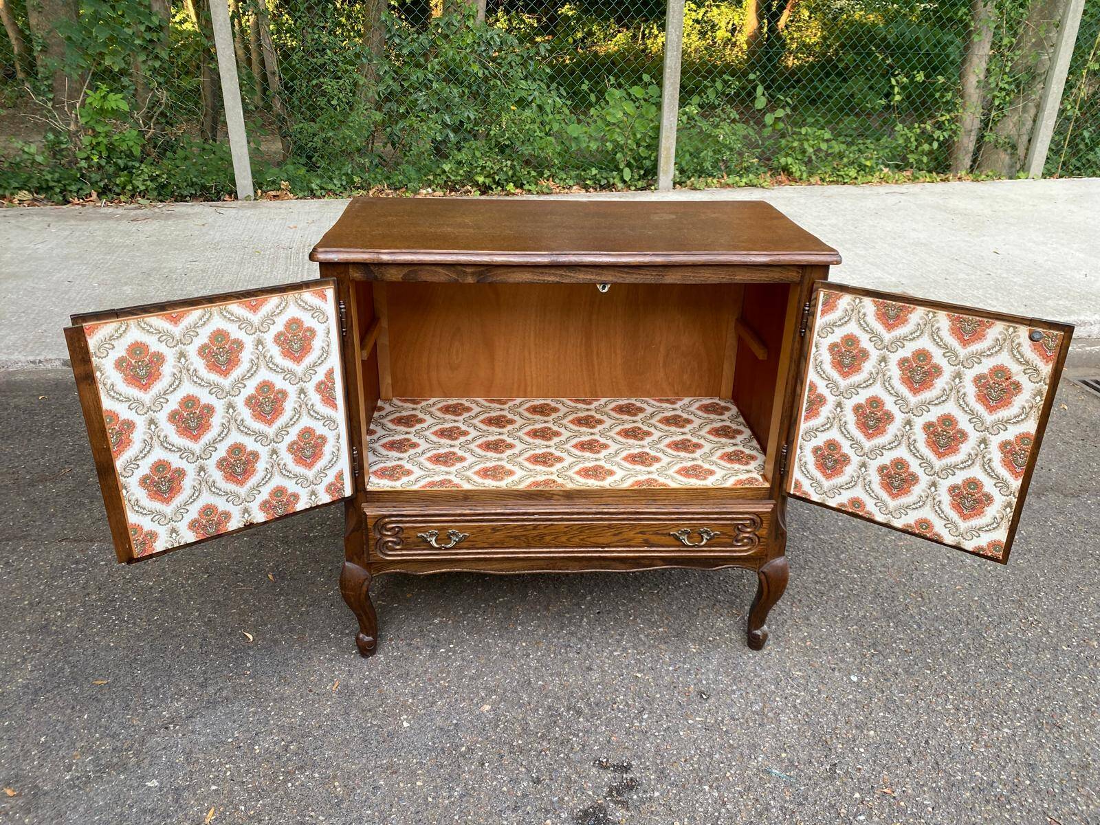 Louis XV buffet TV bar in oak 1970