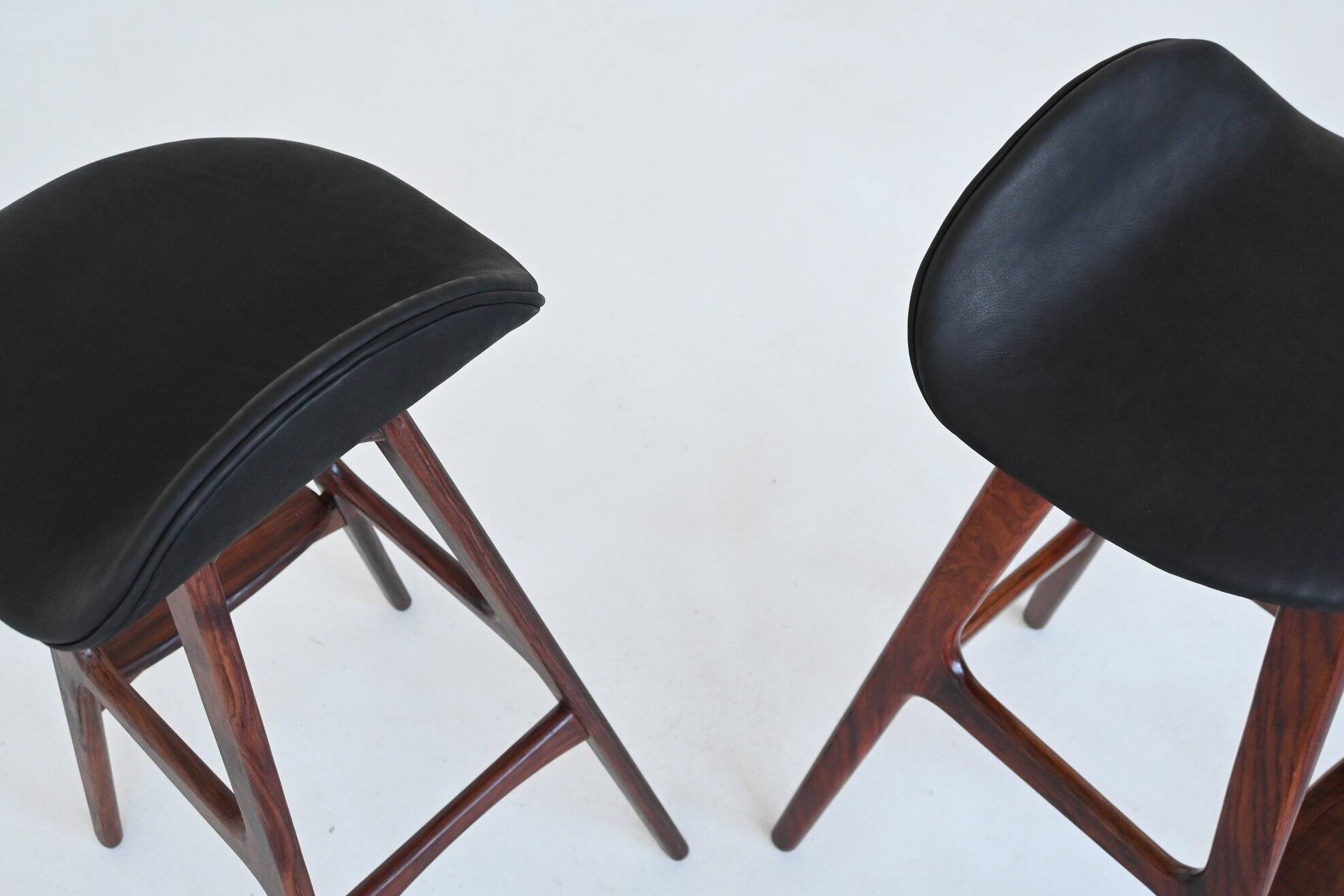 Erik Buch 'OD61' Bar Stools in rosewood Odense Mobler