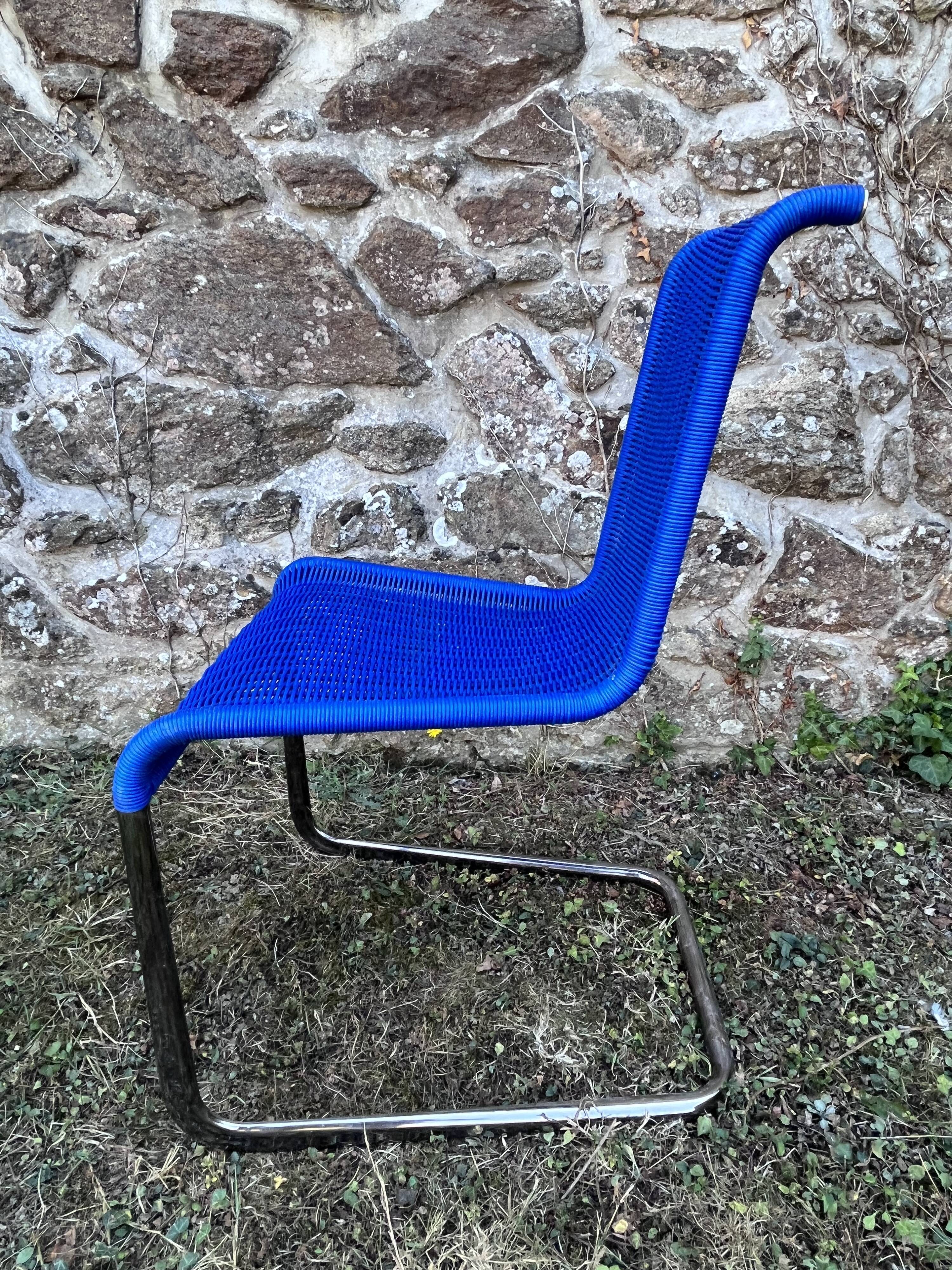 Cantilever B20 chairs published by Tecta