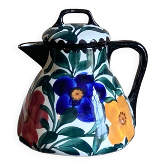 Flower pattern teapot