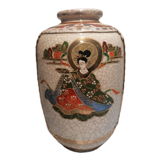 Old cracked Japanese porcelain satsuma vase