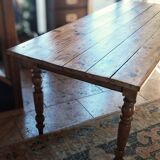 Farmhouse table dating from the end of the 19th century
