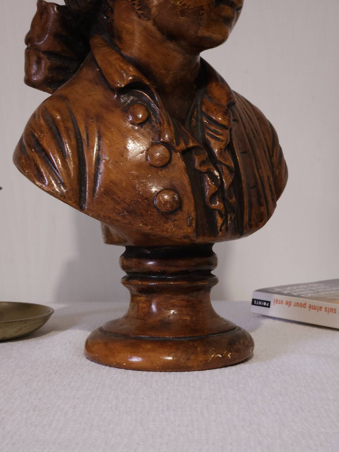 Bust of a young man in antique plaster.