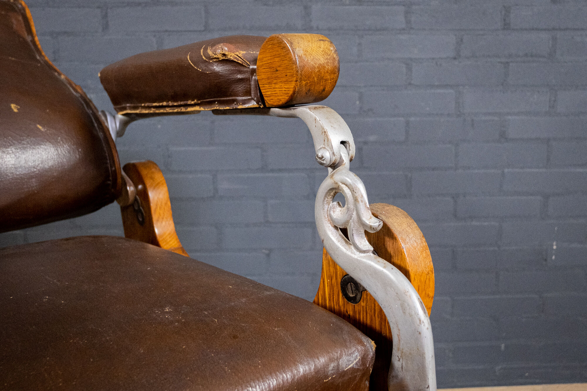 Chaise Barbier Art Déco Chêne et Cuir