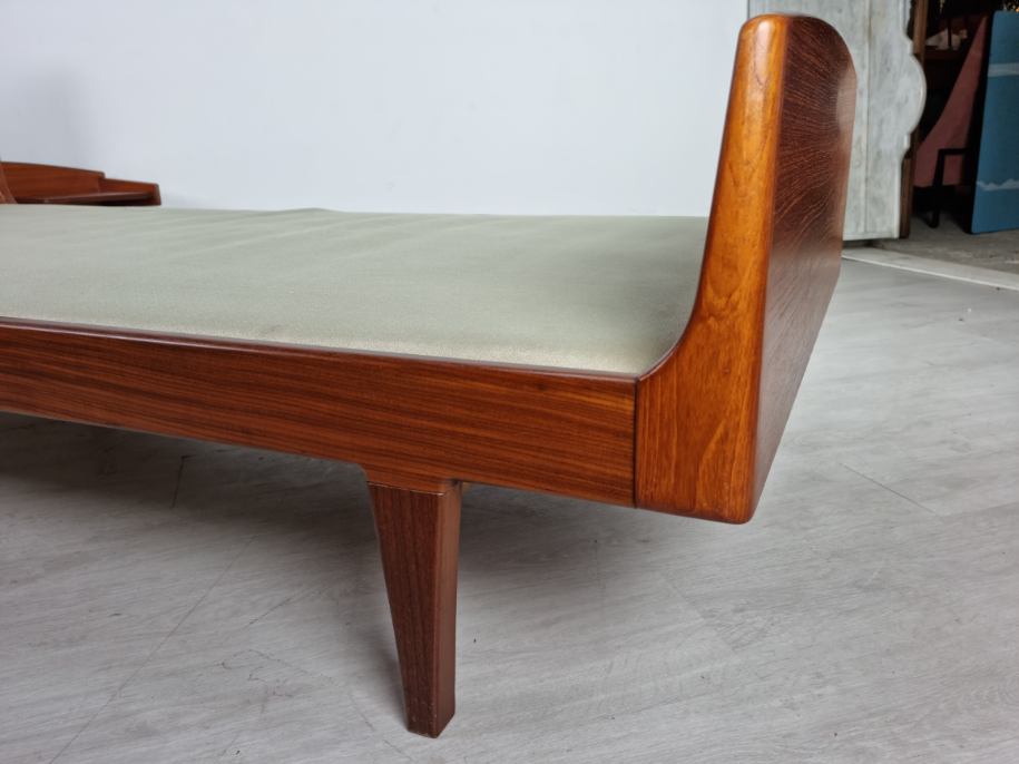 Scandinavian teak bed 90s