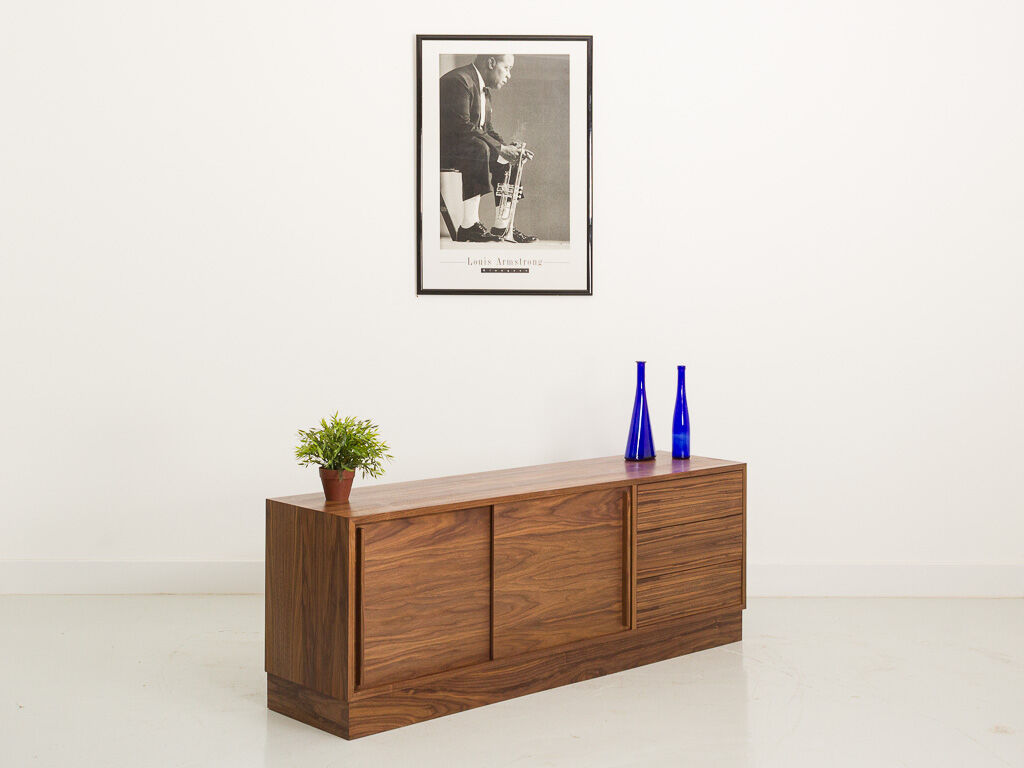Oiled walnut TV stand equipped with 2 sliding doors and 3 drawers