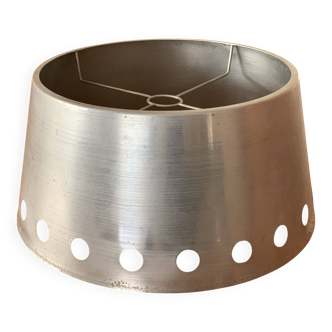 Metal suspension