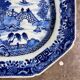 Octagonal dish in hand-painted porcelain, 18th century.