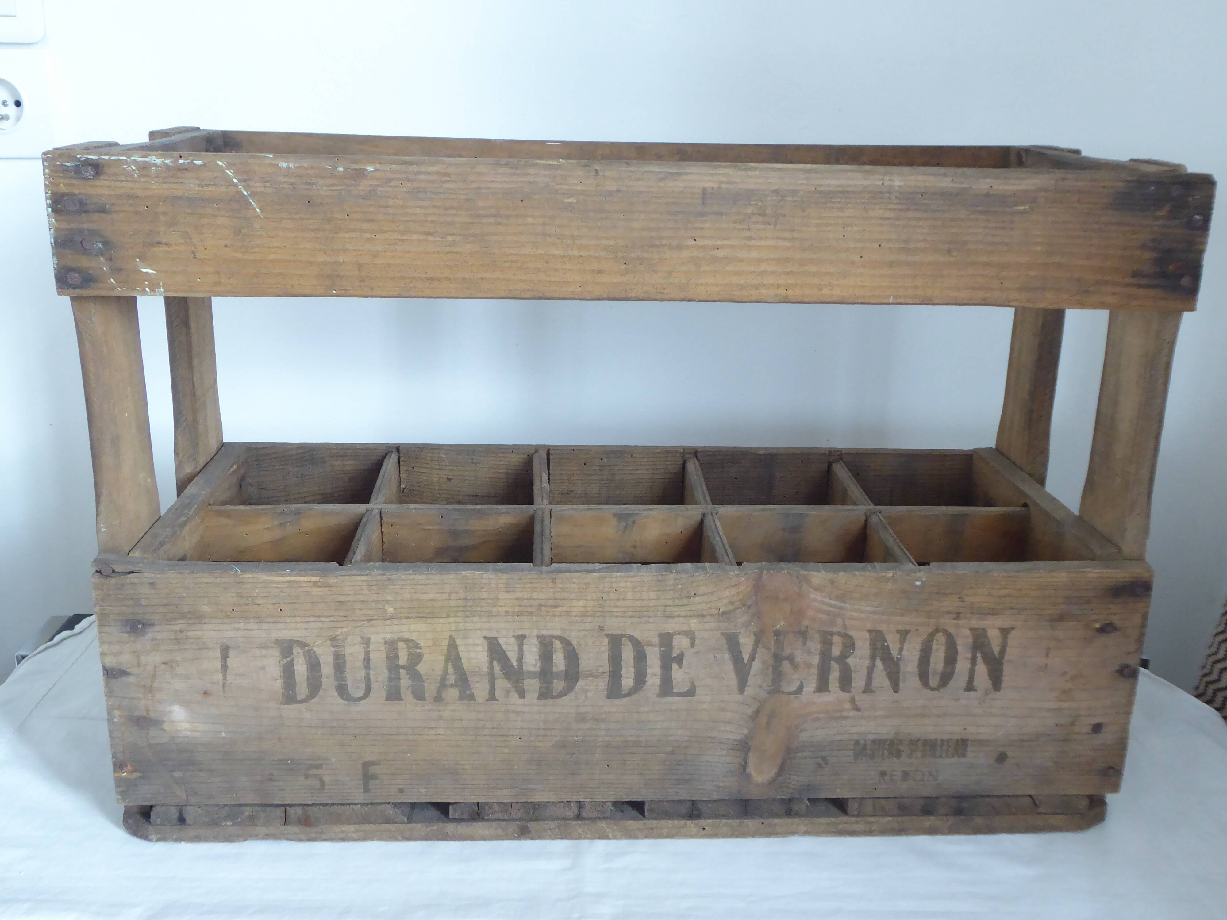 Wooden bottle locker