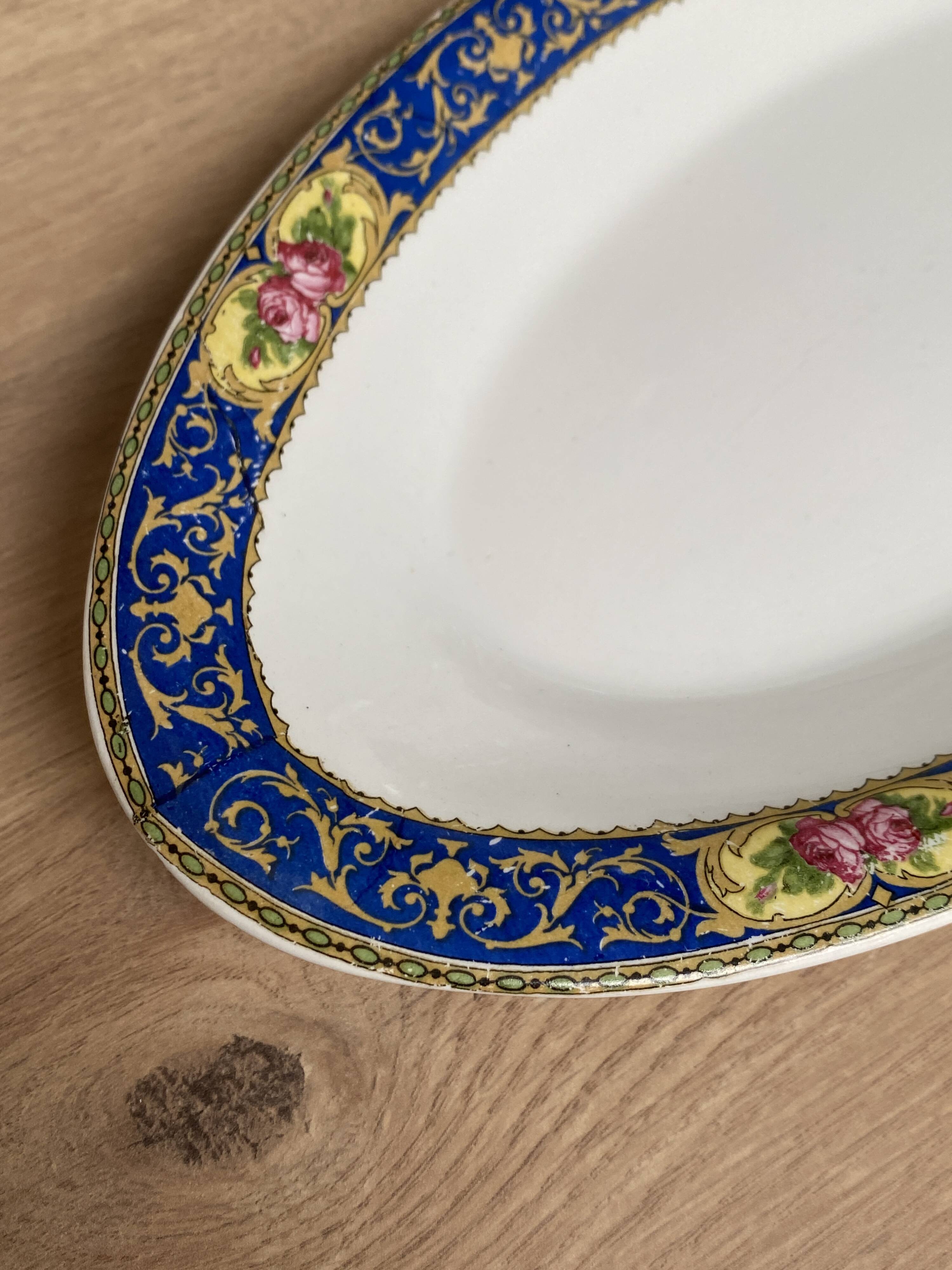 Onnaing earthenware bowl