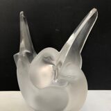 Vase stings flowers with doves Lalique