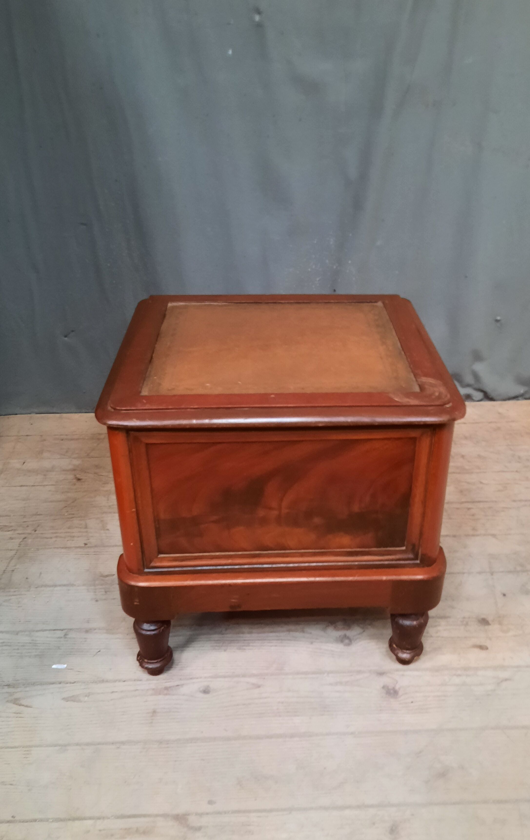 Convenience furniture forming stairs